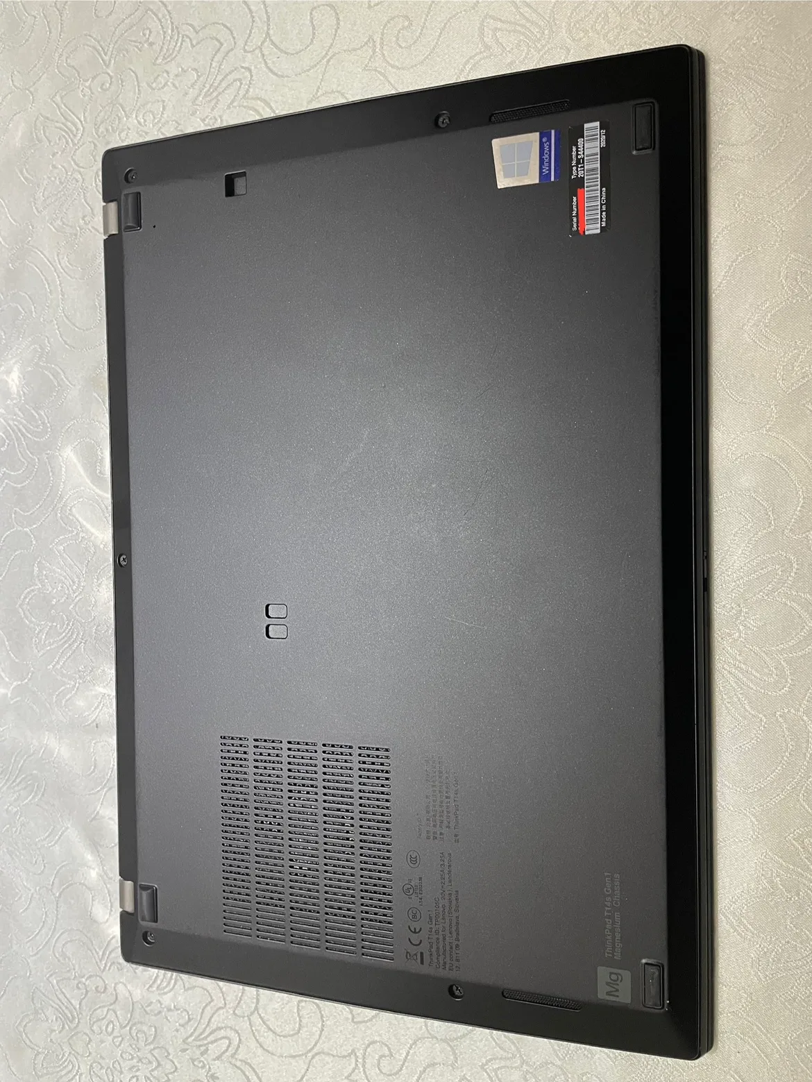 Lenovo T14s Laptop - i7 - 16GB RAM image indicator(3)