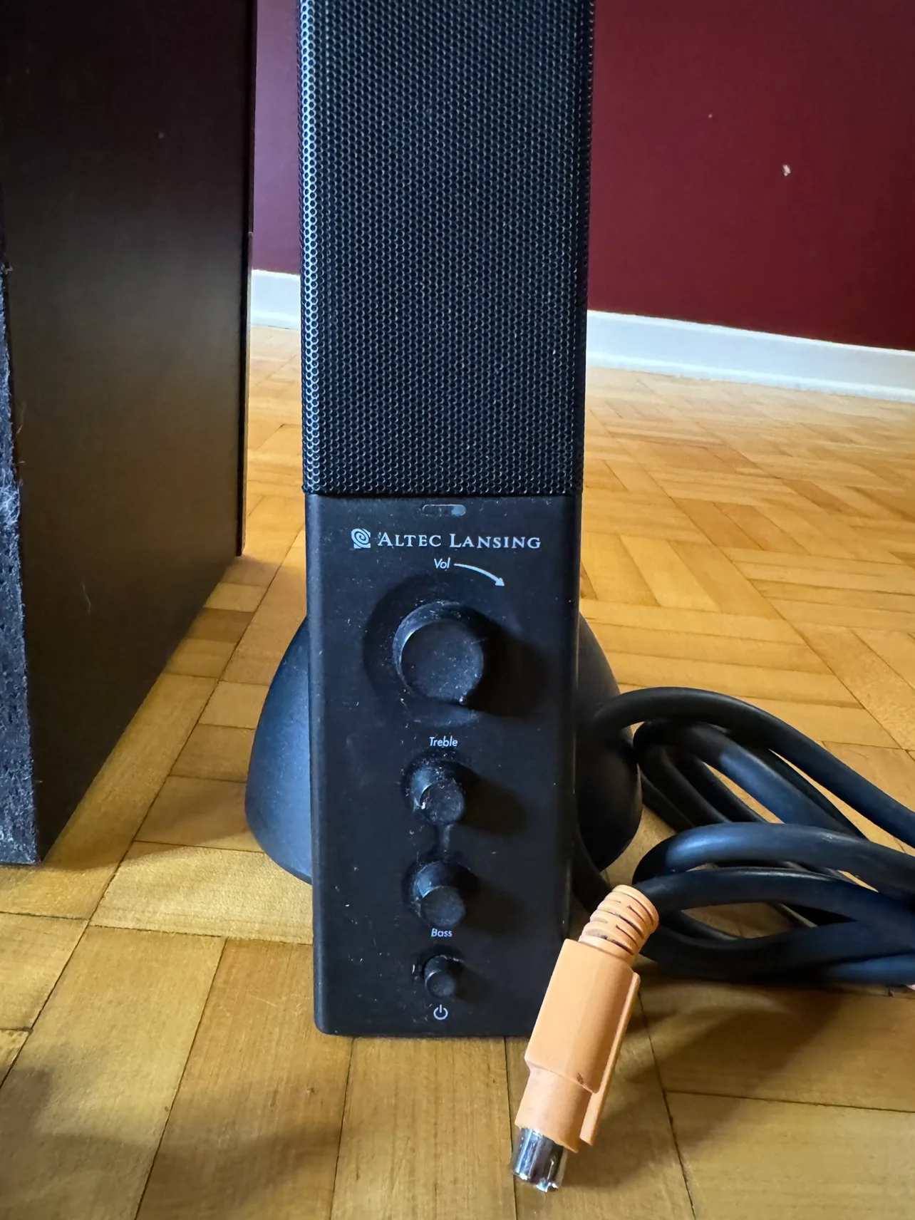 Altec Lansing 2.1 Speaker System image indicator(6)