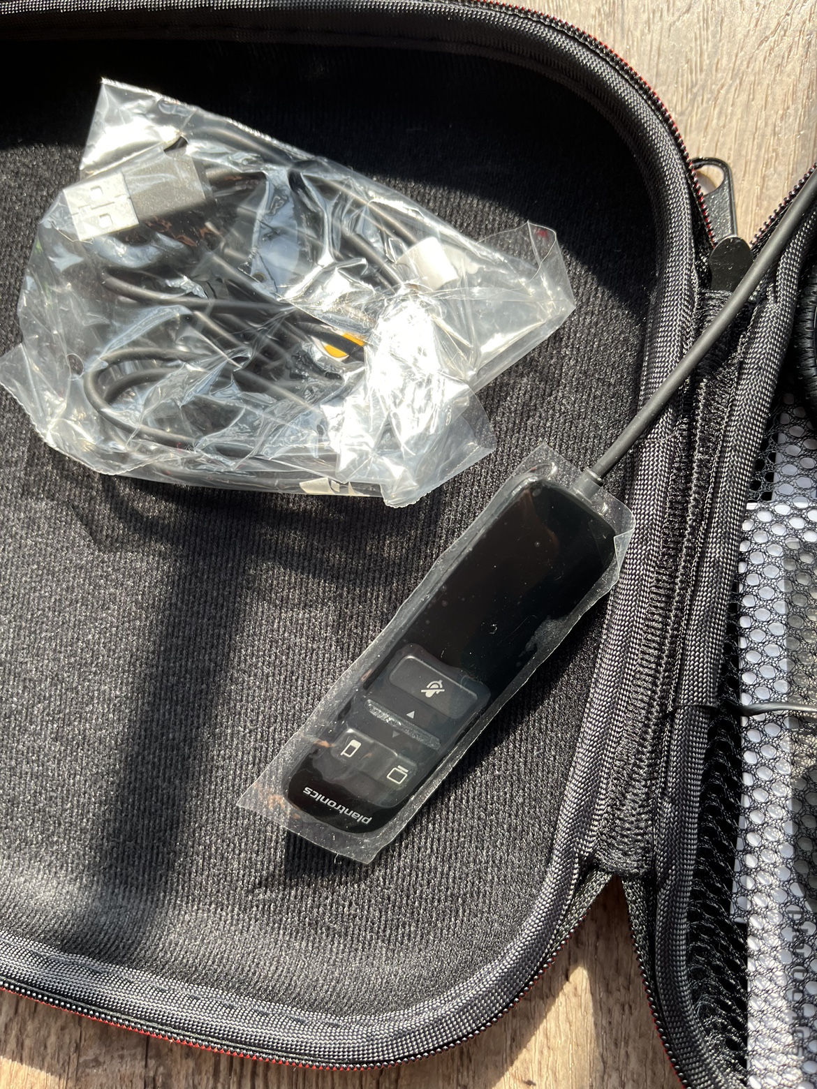 Plantronics Blackwire C710/C720 Headset - photo 3