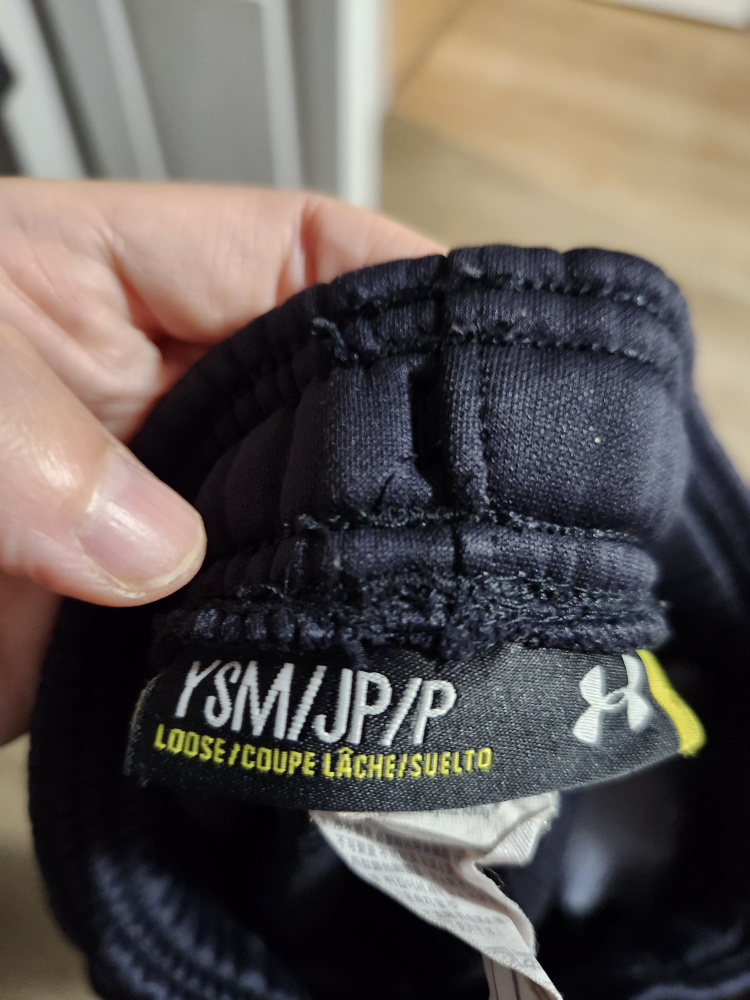 $5 each boys under armour pants (kids) - photo 3