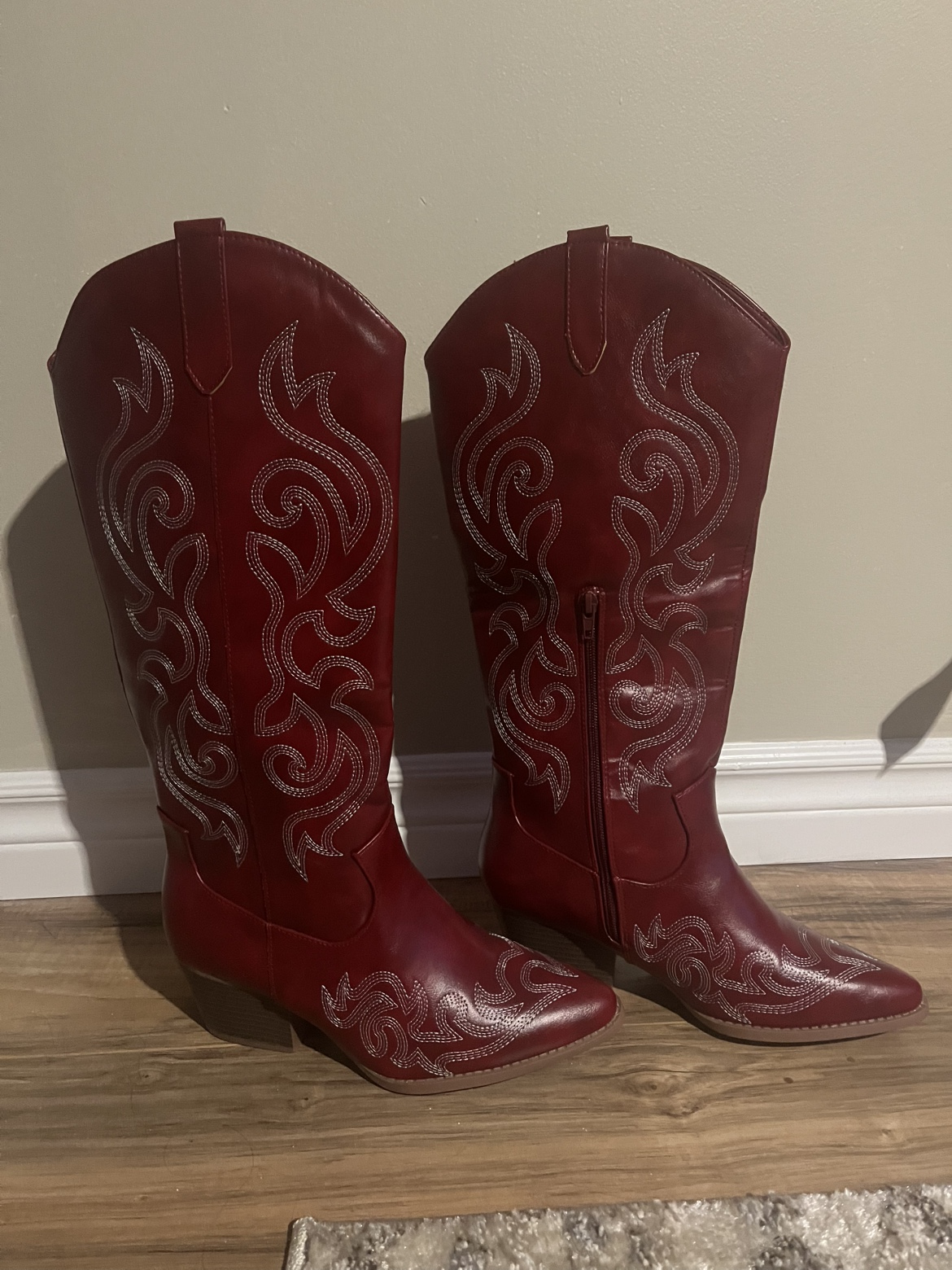Red Cowgirl Boots - photo 2