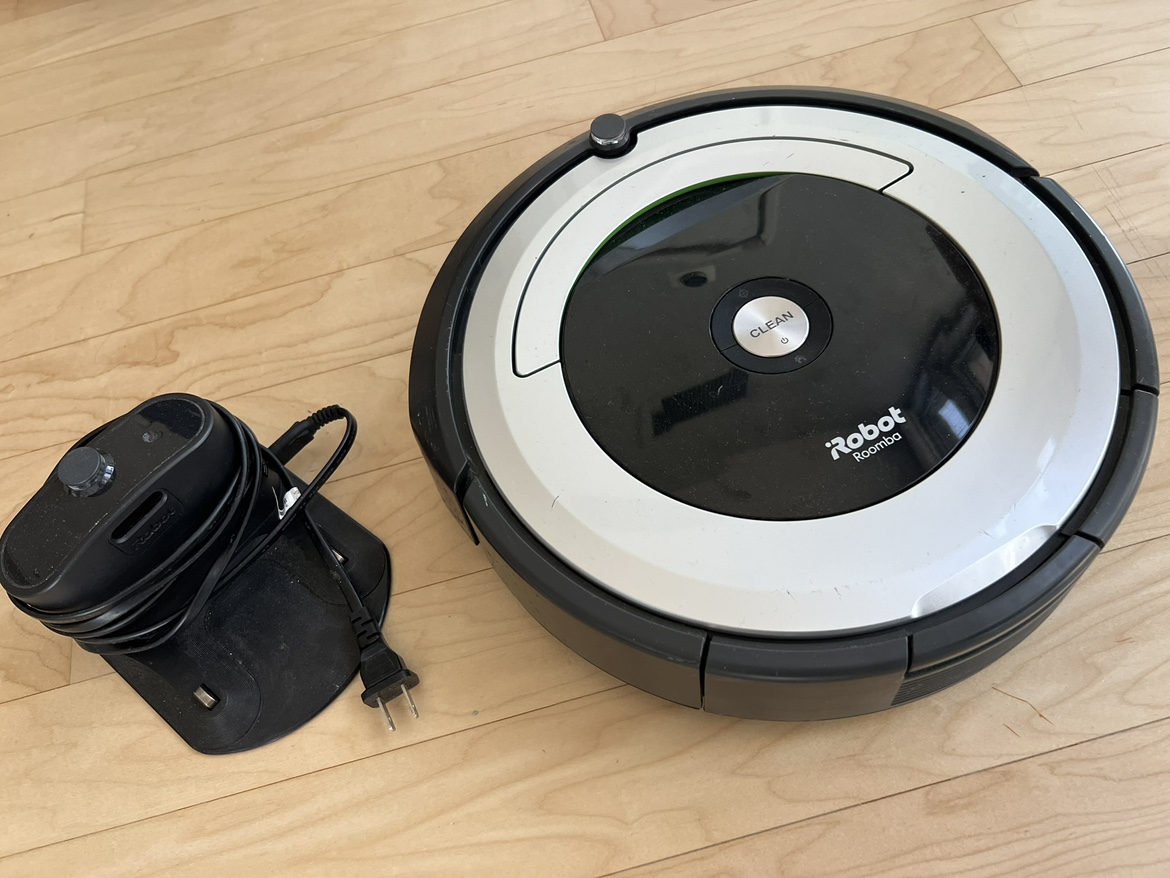 iRobot Roomba 690 Robot Vacuum with Wi-Fi Connectivity