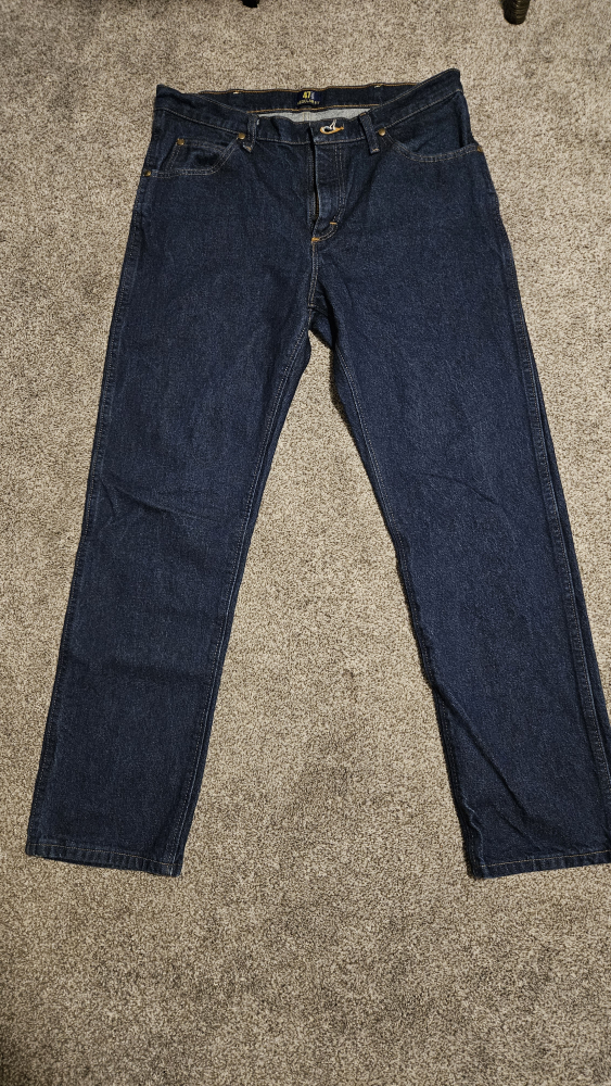 Wrangler Men's Blue Jeans