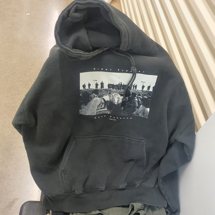 BERLIN WALL 1989 / Fight Tyranny Love Freedom Graphic Hoodie - photo 3