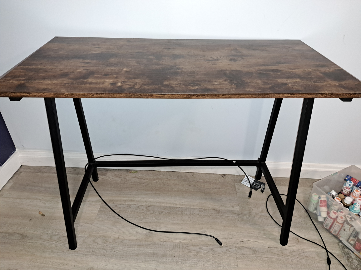 Small Desk with Black Legs