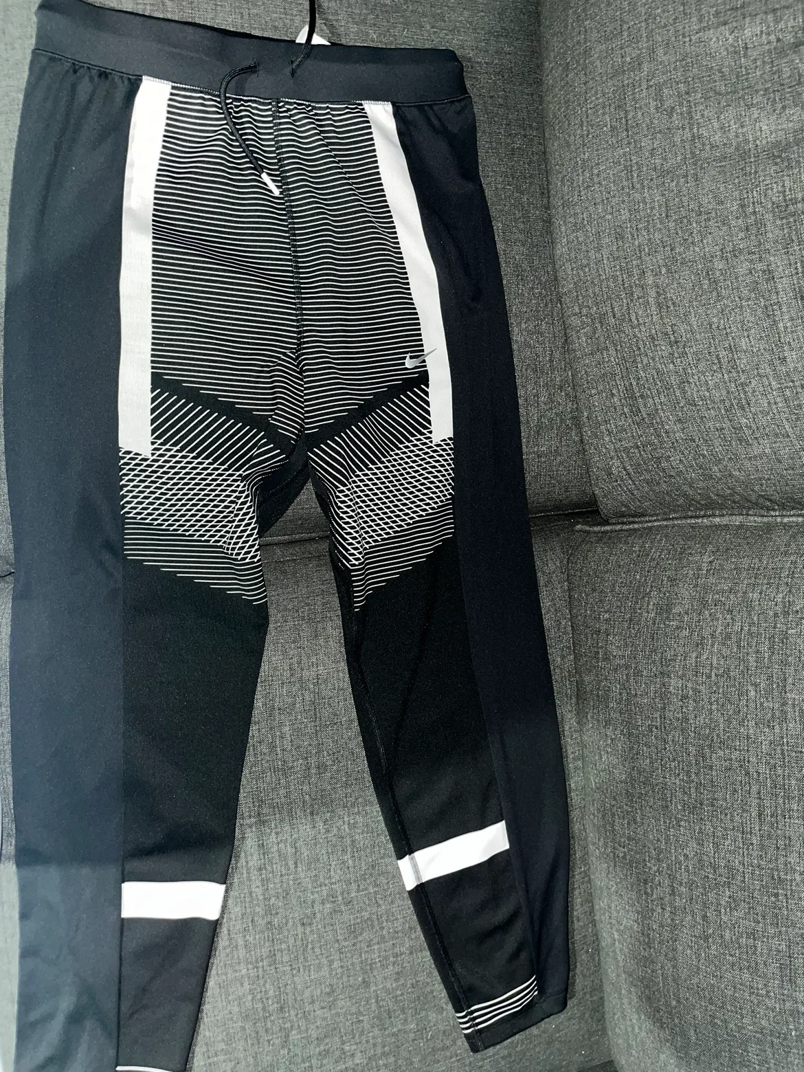 Nike Dri-FIT Running Tights - Black & White image indicator(4)