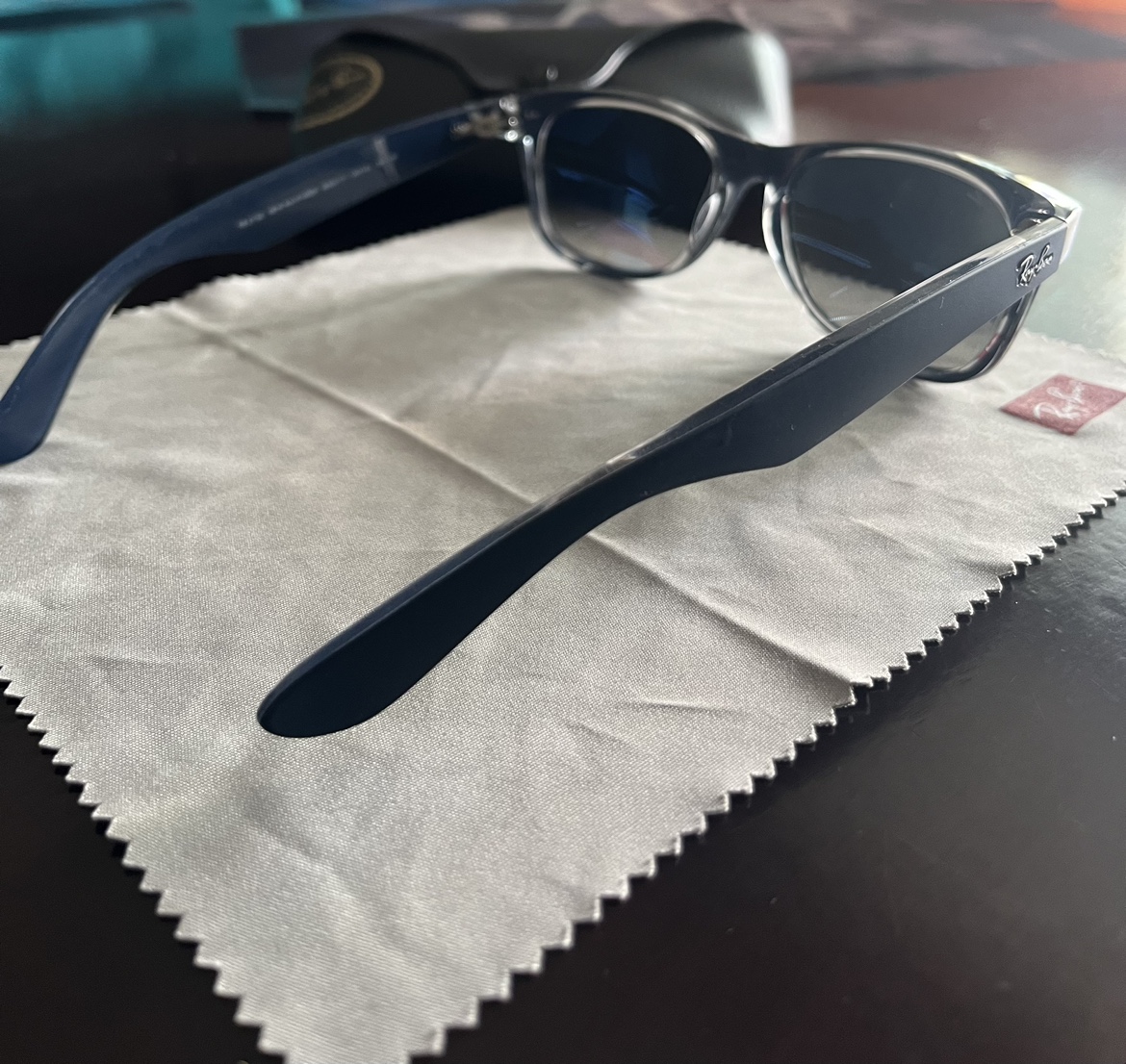 Ray-Ban Sunglasses - photo 2