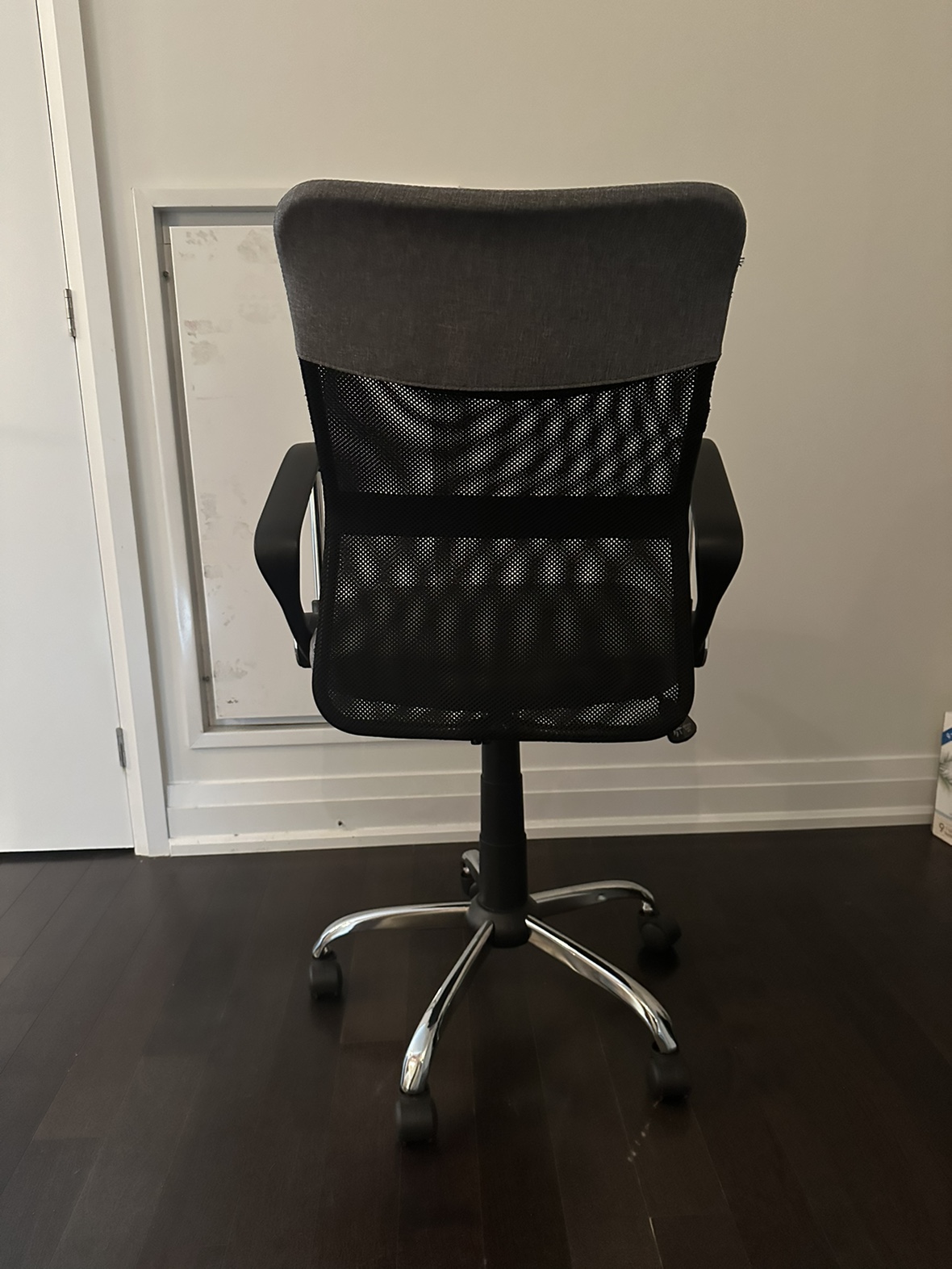 Office Chair - photo 3