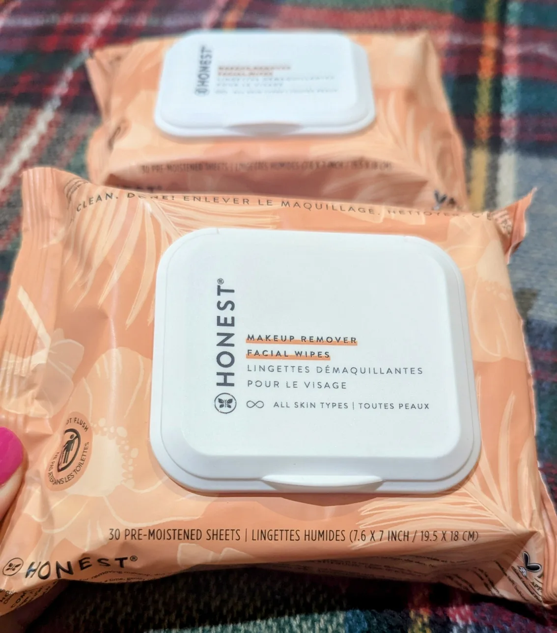 Honest Beauty:  Makeup Remover Facial Wipes x 2 image indicator(2)