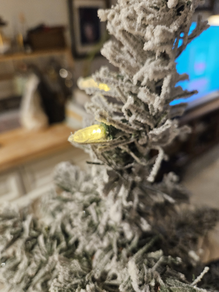 GluckSteinHome 4.5 ft Flocked Christmas Tree