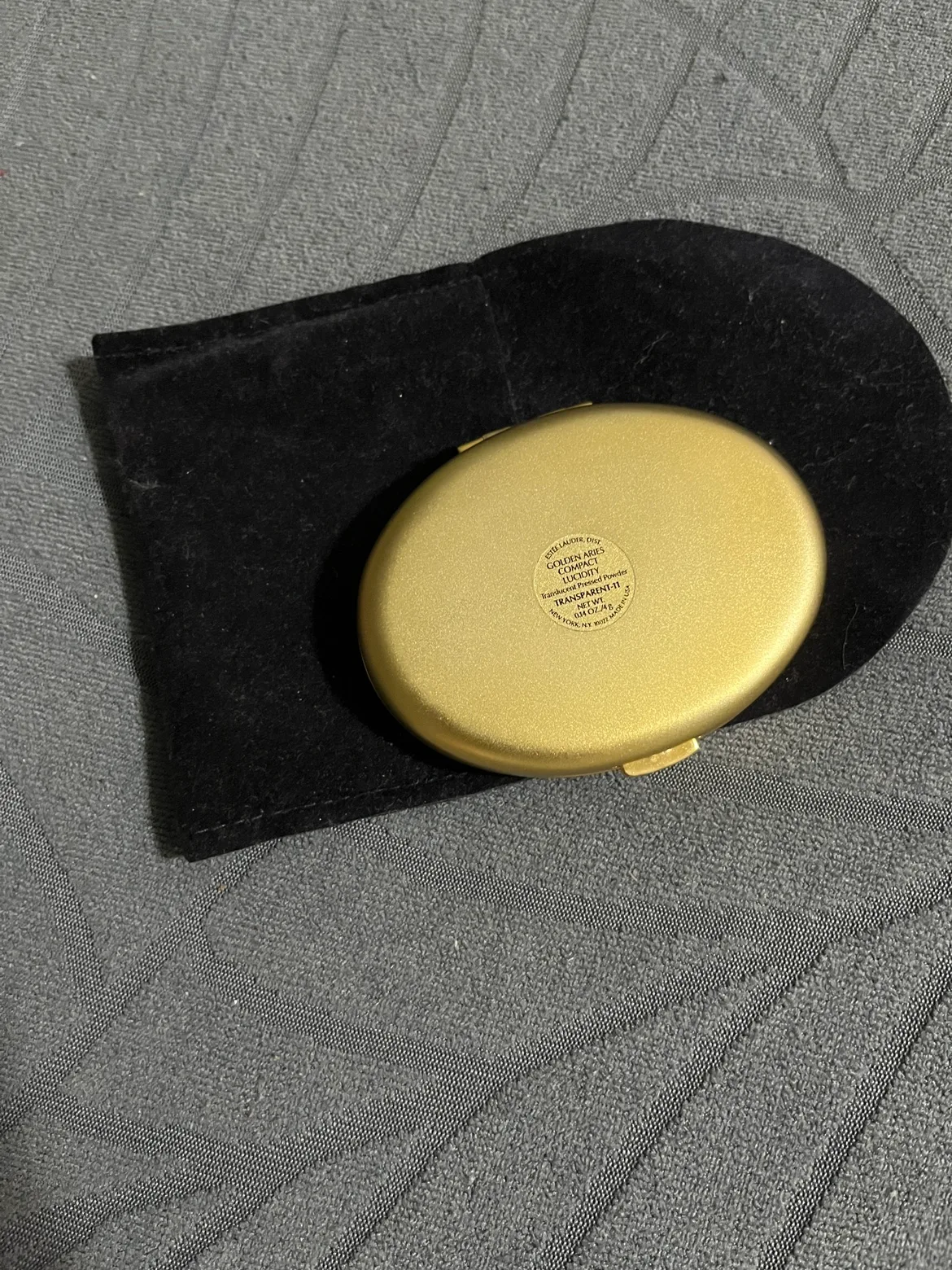 Estee Lauder Ram Head Zodiac Aries Powder Compact image indicator(4)