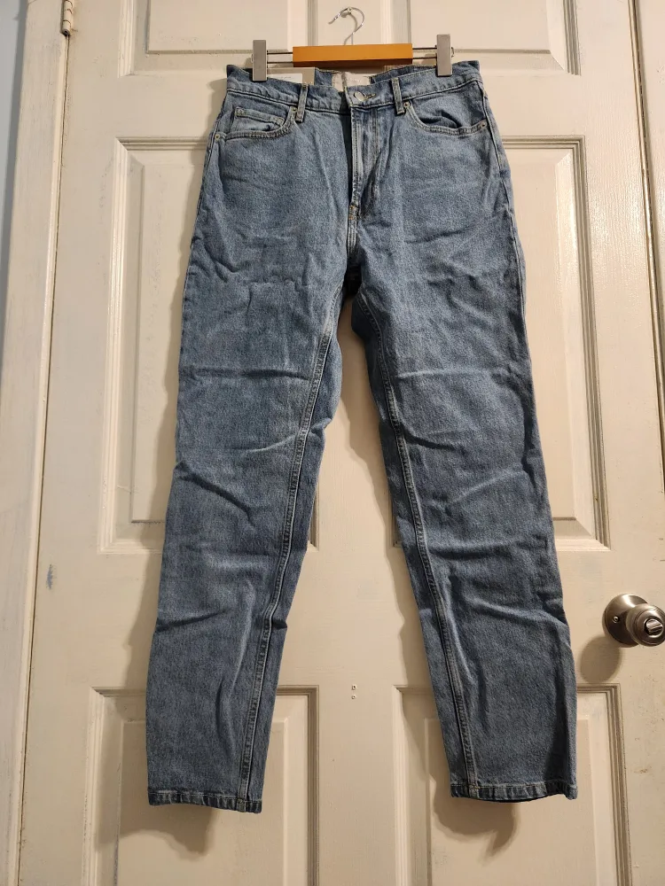 Size 28 - Everlane The Original Cheeky Jean