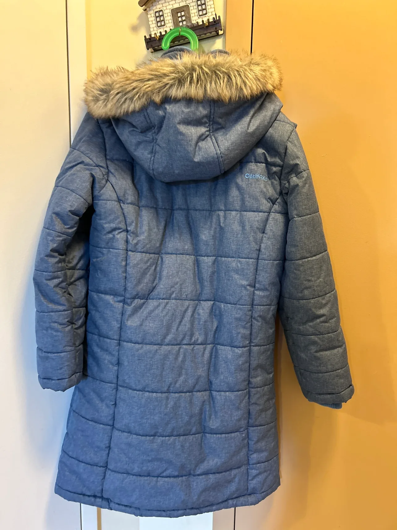 OshKosh B'Gosh Girls Winter Coat Size 8 image indicator(4)