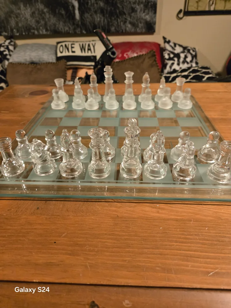 Glass Chess Set, Backgammon & Checkers image indicator(3)