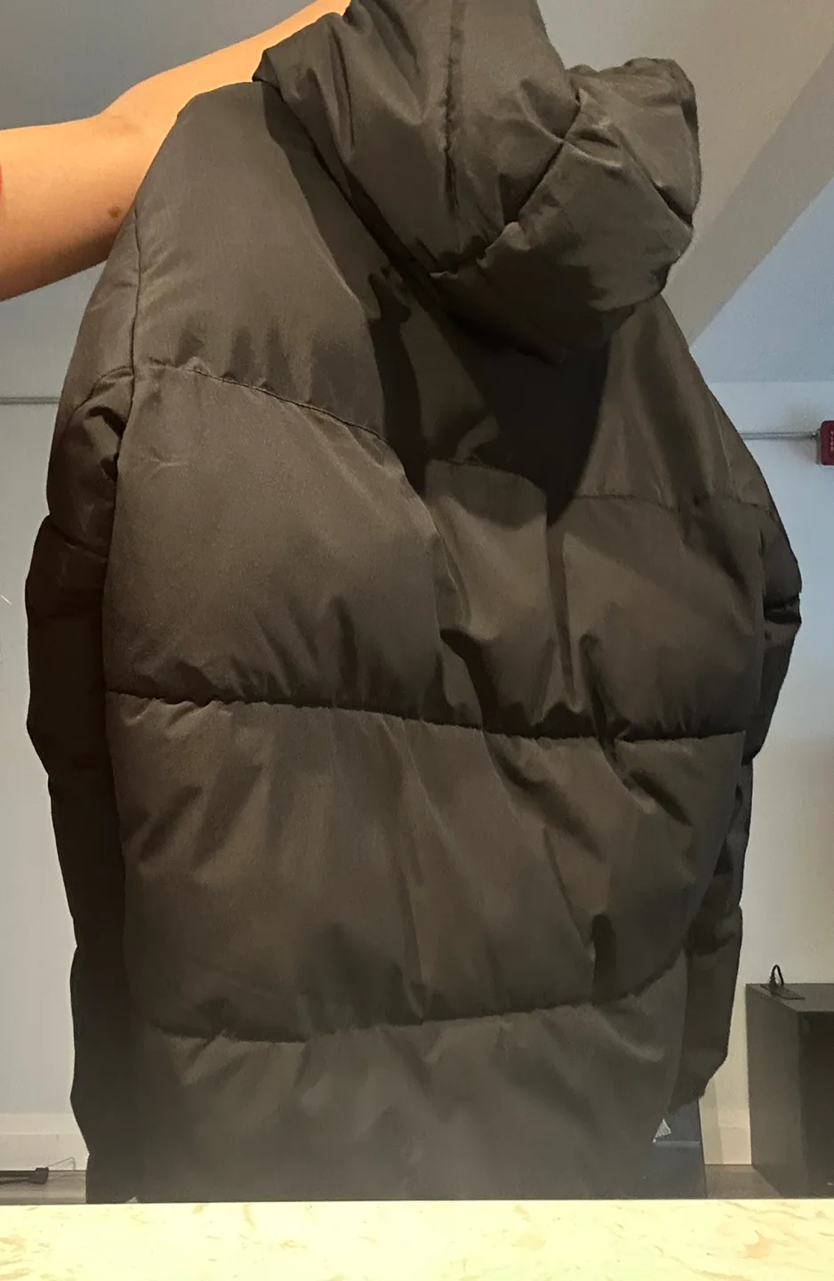 Zara Black Puffer Jacket (for Men) image indicator(2)