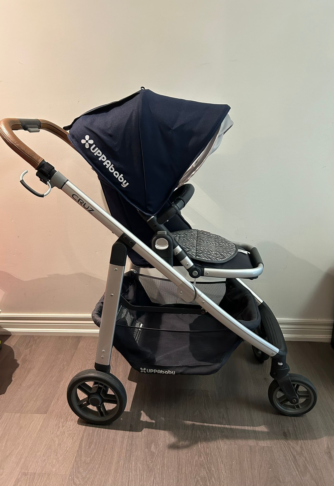 UPPAbaby CRUZ Stroller (Indigo/Silver) - photo 4