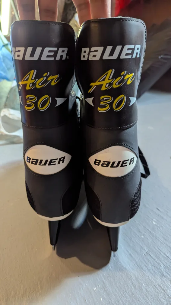 Bauer Air 30 Hockey Skates Size 7 Female Great Condition image indicator(2)