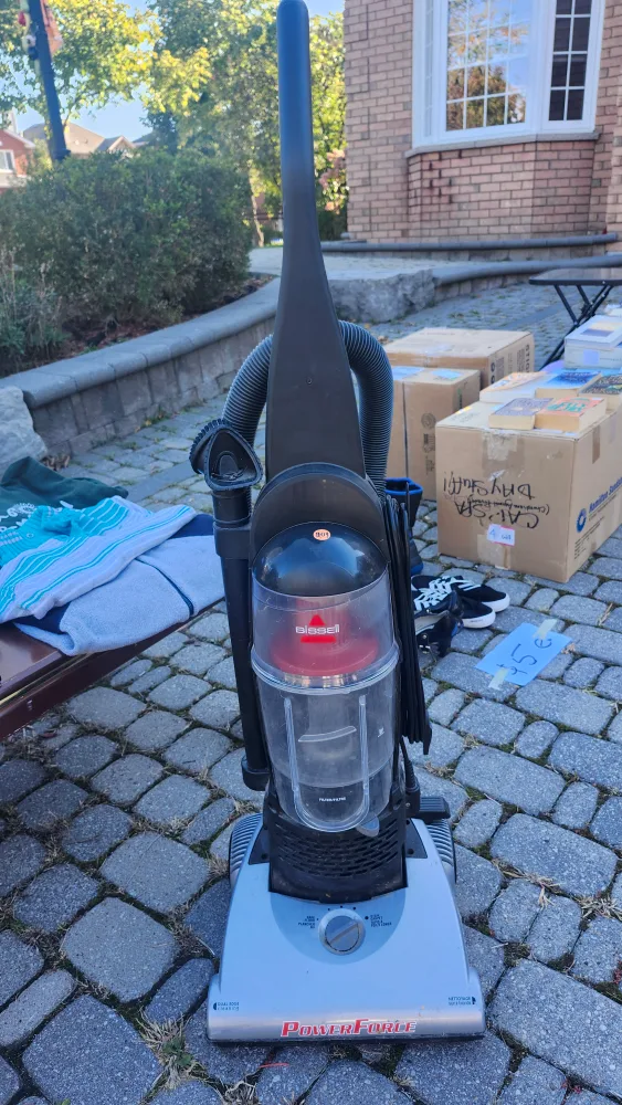 Powerforce Bissell Vacuum thumbnail