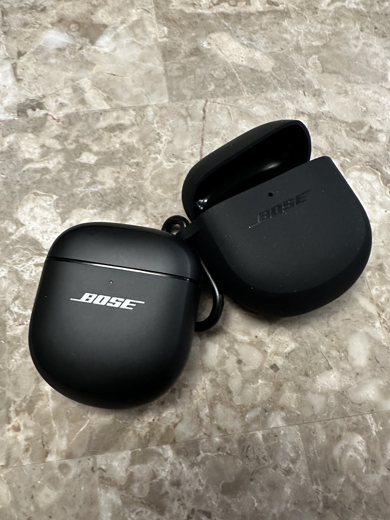 Bose QuietComfort Ultra Earbuds - Black - photo 4
