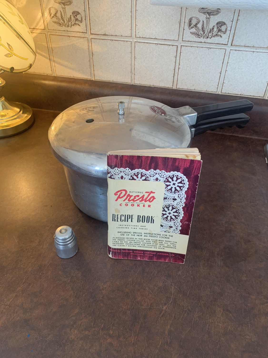 Vintage Presto Pressure Cooker Model 404