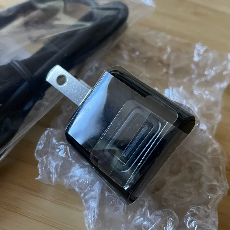 Portable USB Charging AC Adapter image indicator(2)