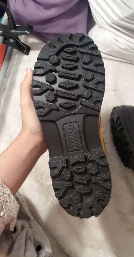 Steel toe boots mint condition, size 6.0 image indicator(5)