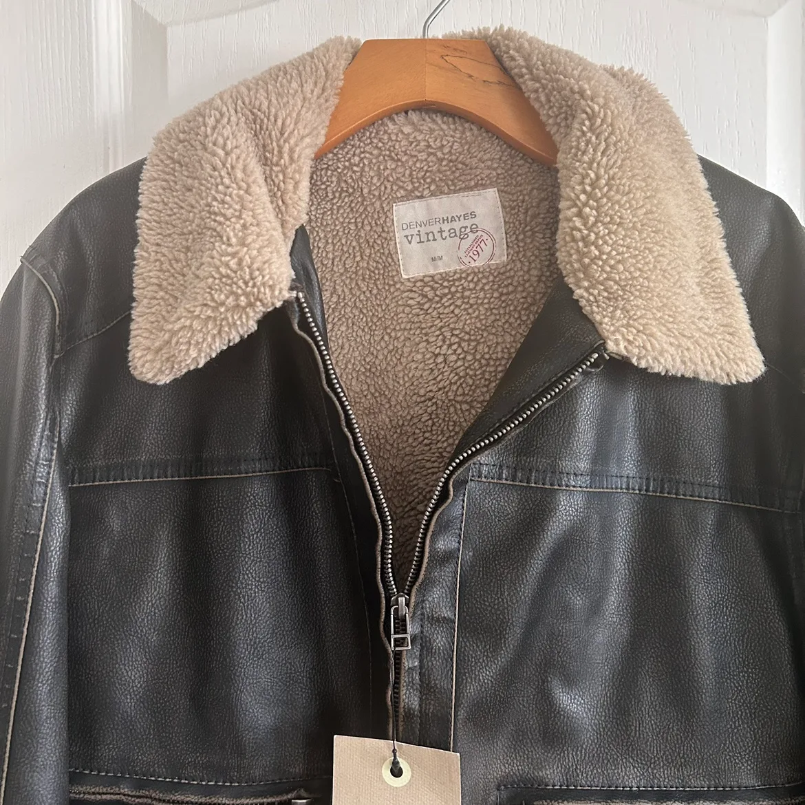 NWT Denver Hayes Vintage Leather Jacket image indicator(5)