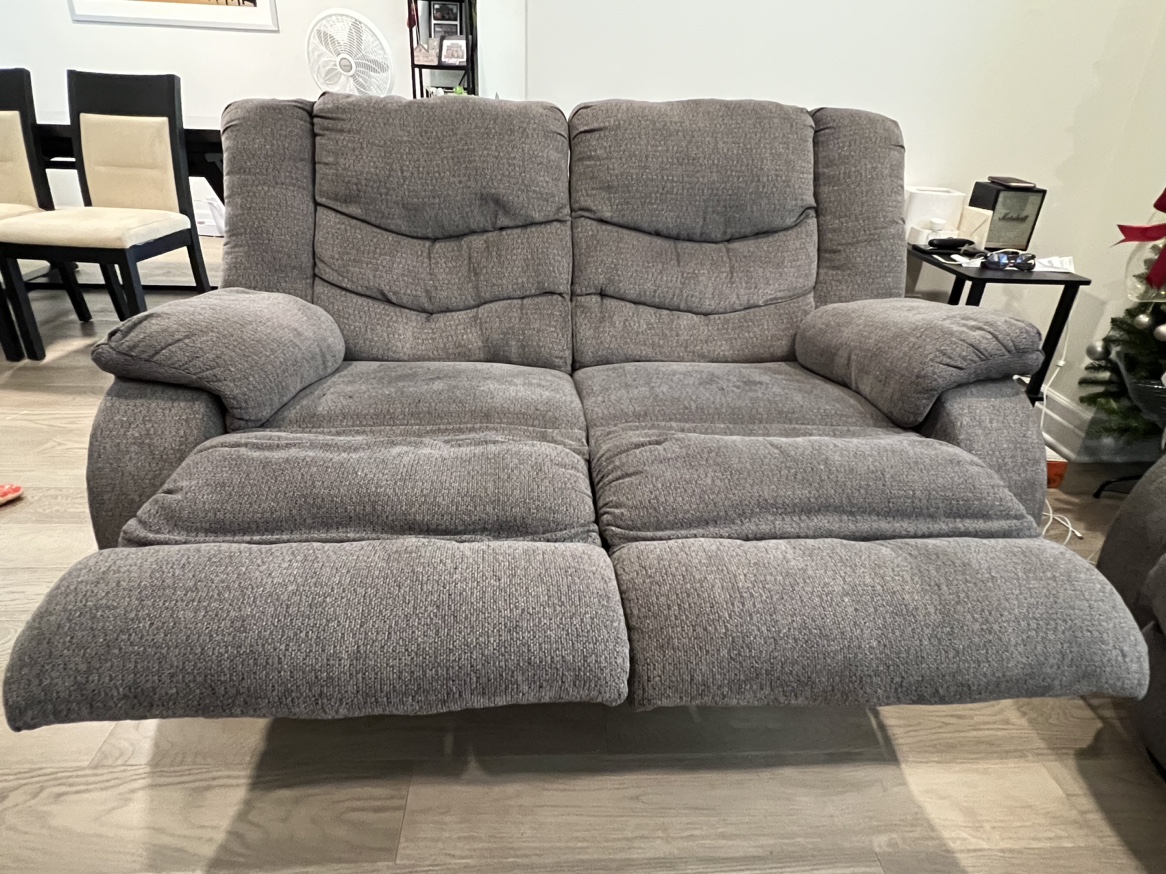 Recliner Love Seat - photo 2