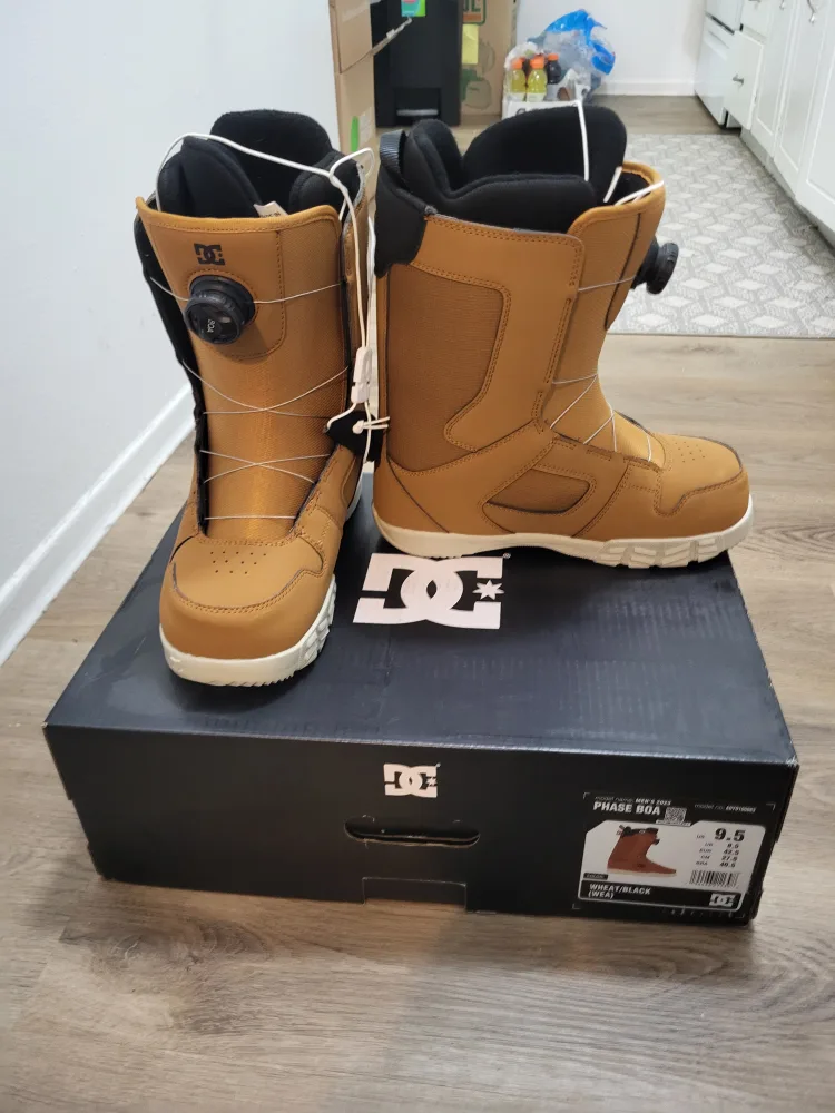 DC Phase Boa Snowboard Boots Size 9.5 image indicator(2)