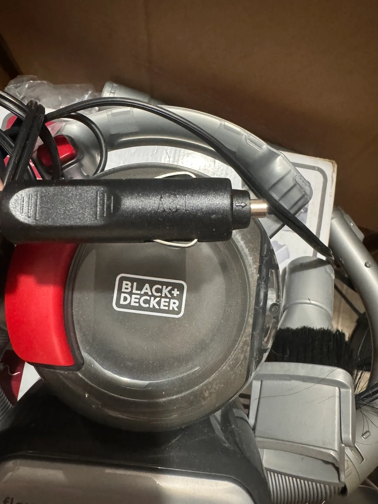 Black + Decker Auto Flex Vac thumbnail