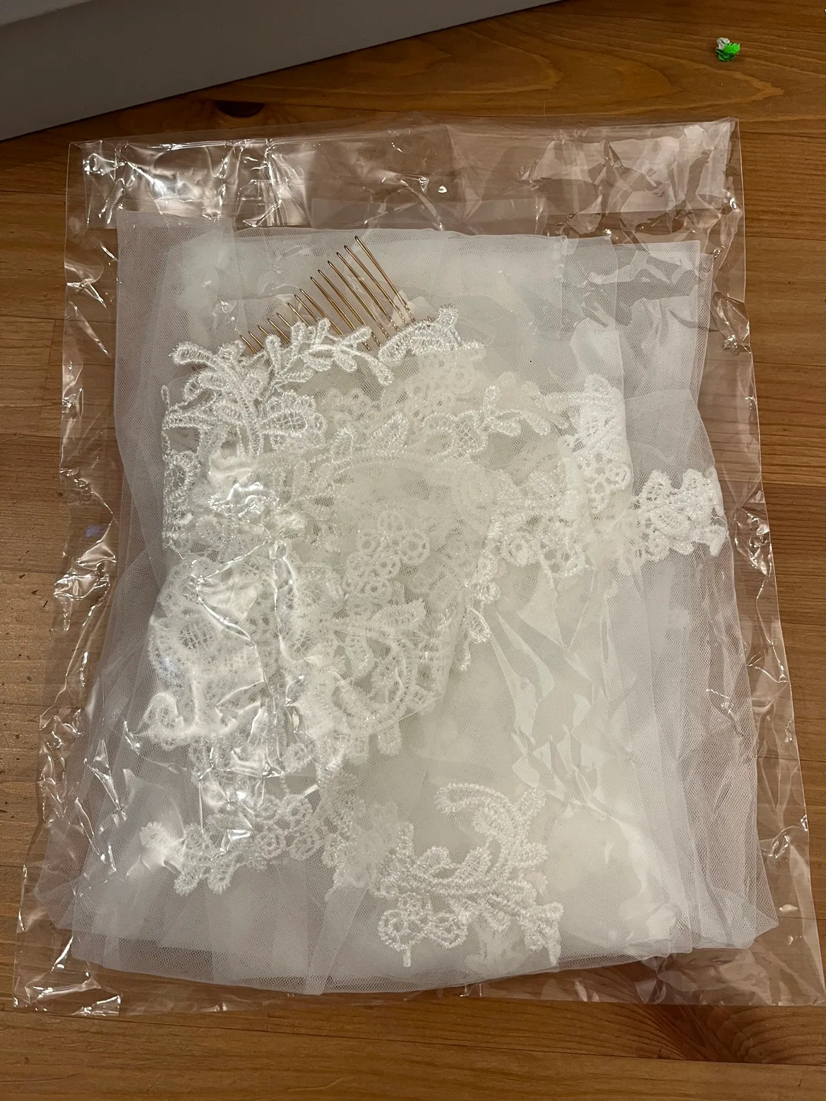 Wedding Veil with Lace Trim image indicator(6)