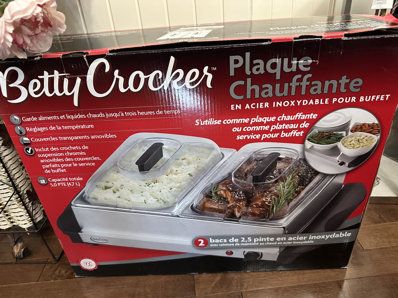 Betty Crocker Buffet Server