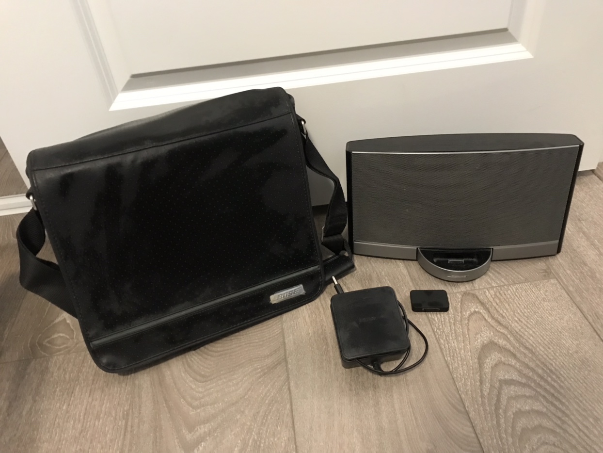 Bose SoundDock Portable Speaker - photo 2