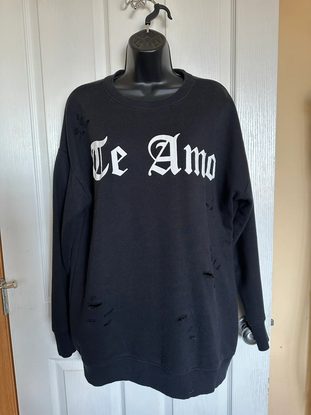 Ladies sweater fleece lined. Fits XL image indicator(3)