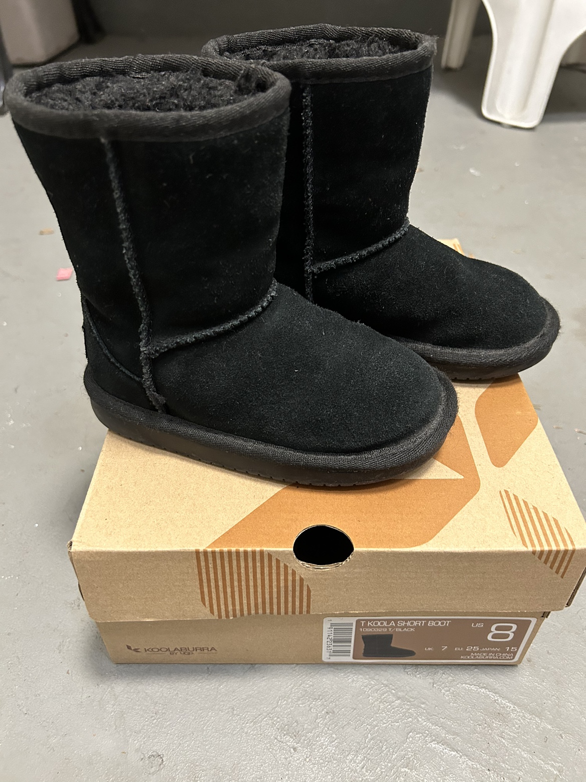 Kookaburra by Ugg Little Kids Black Boots Size 8