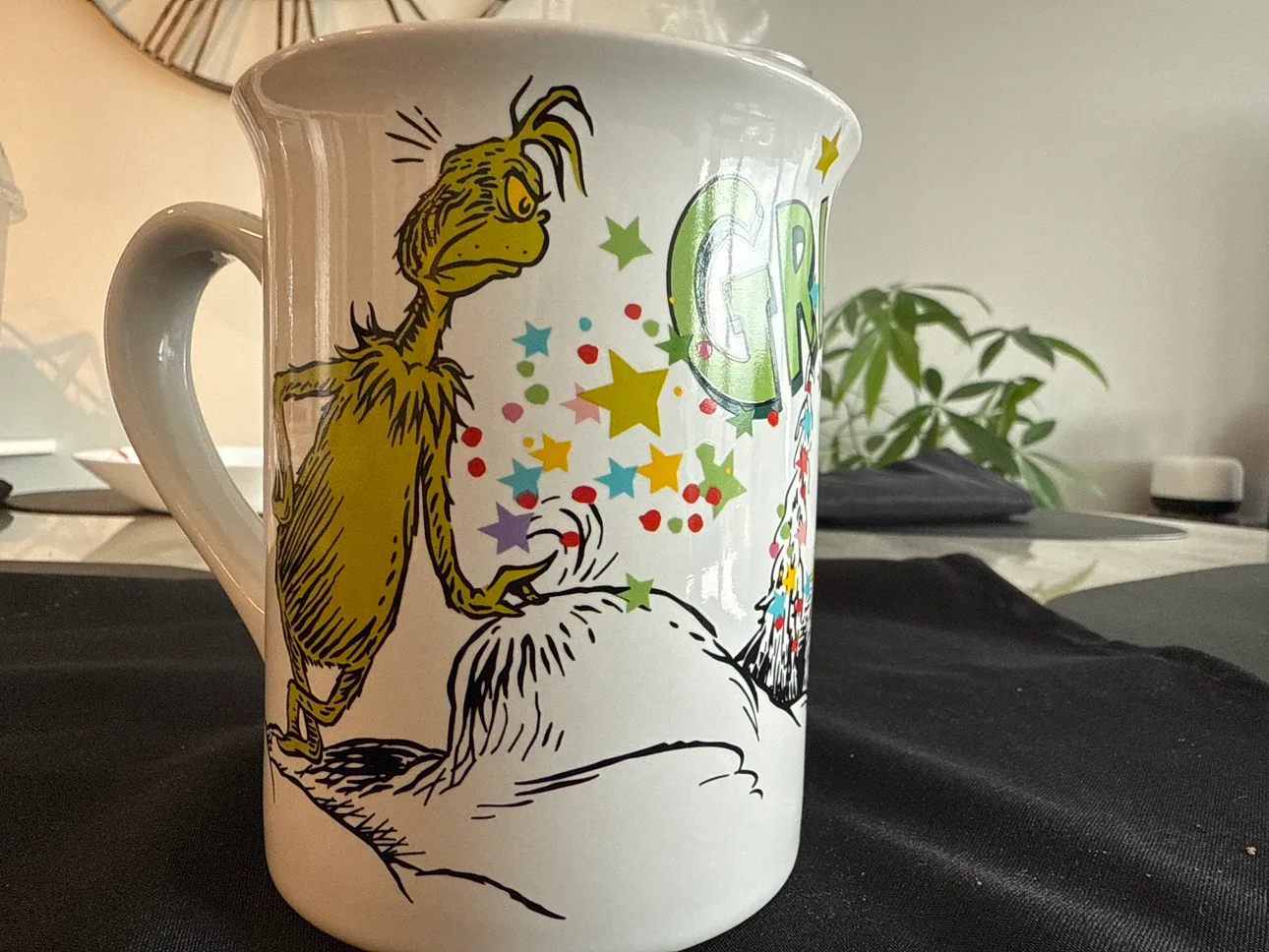 The Grinch Christmas Mug image indicator(3)