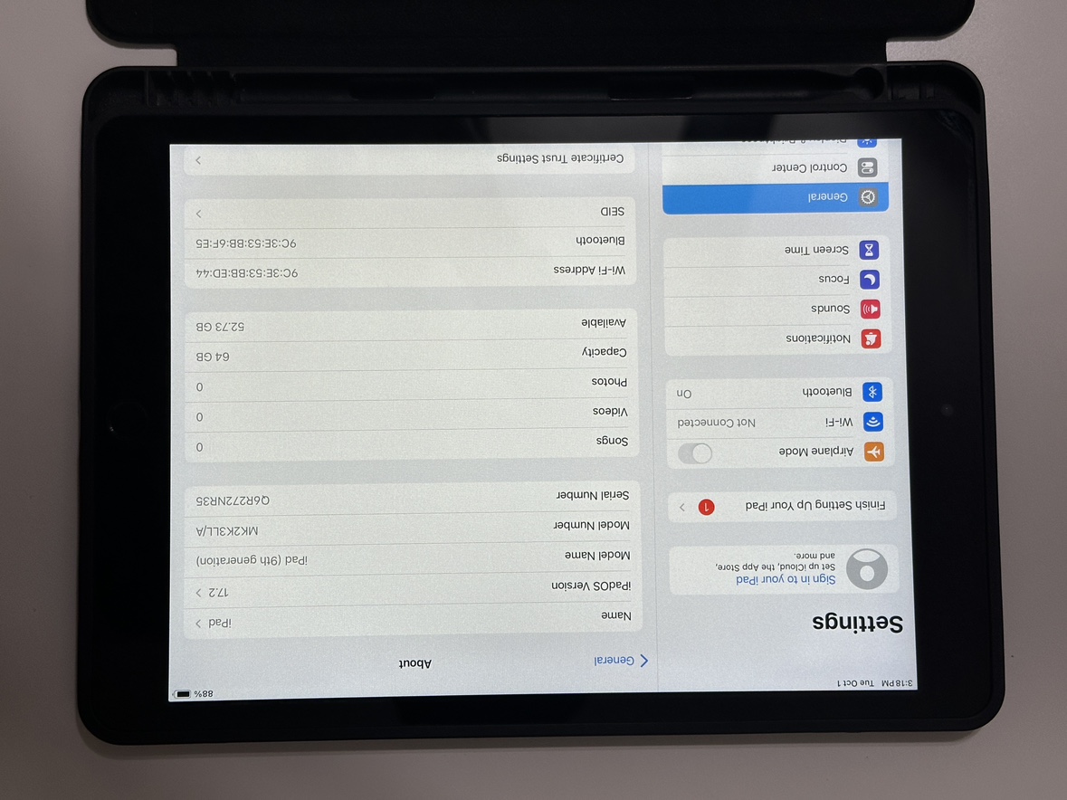 iPad 9th gen like new - photo 3