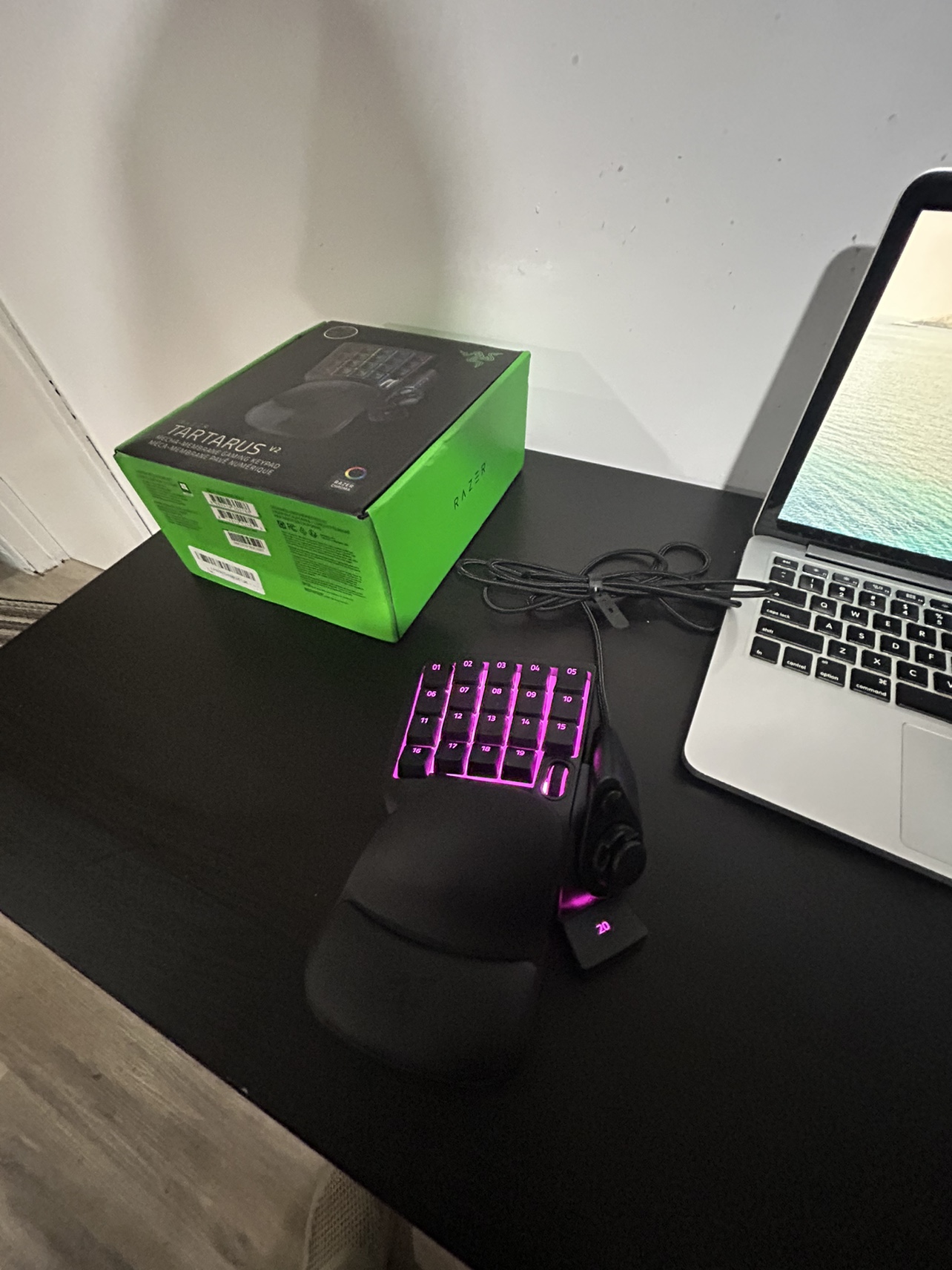Razer Tartarus V2 Gaming Keypad - photo 3
