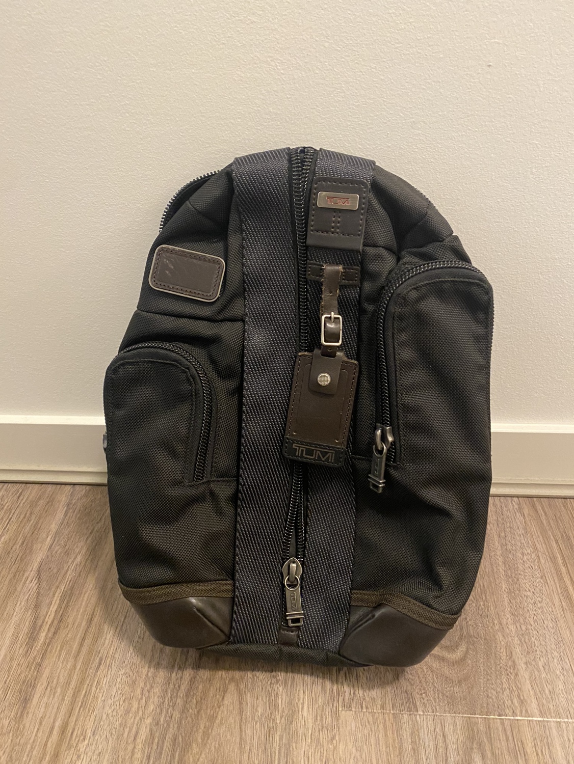 TUMI men sling bag
