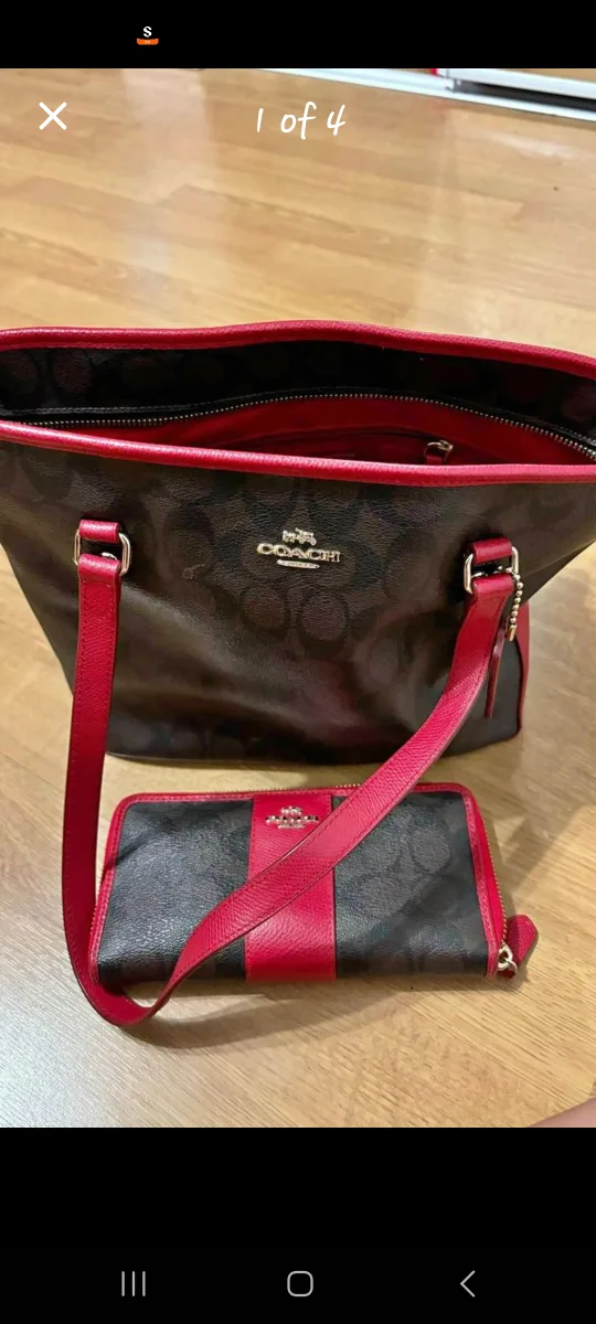 Coach bag/wallet image indicator(2)