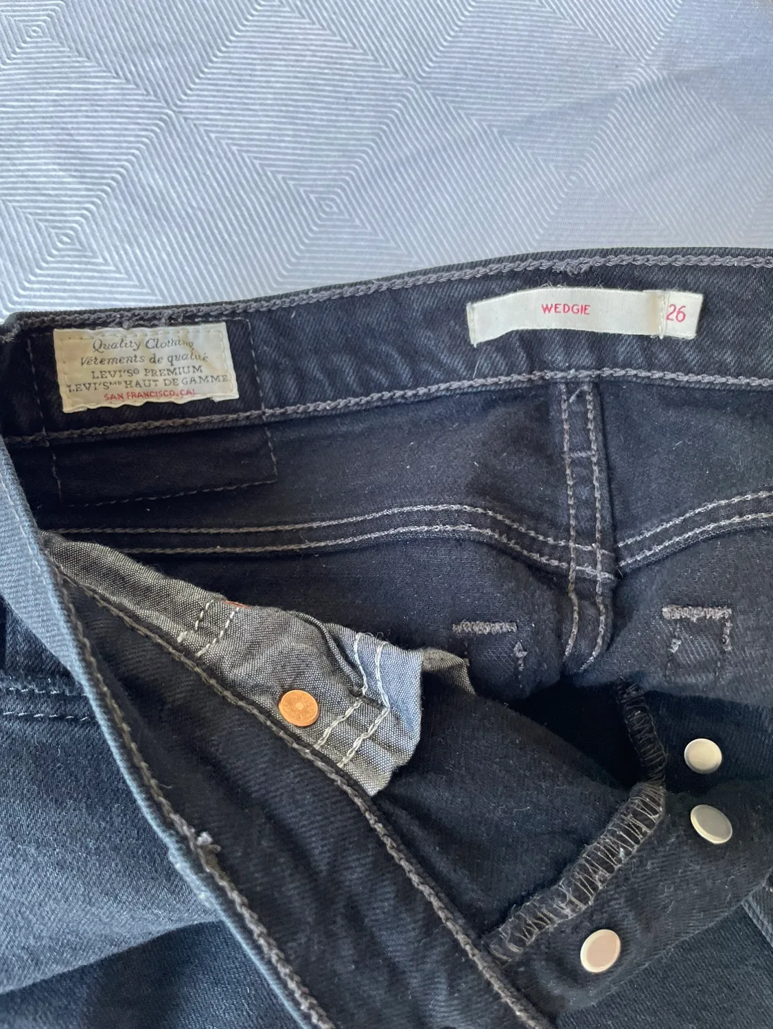 Levi's Wedgie Jeans image indicator(6)