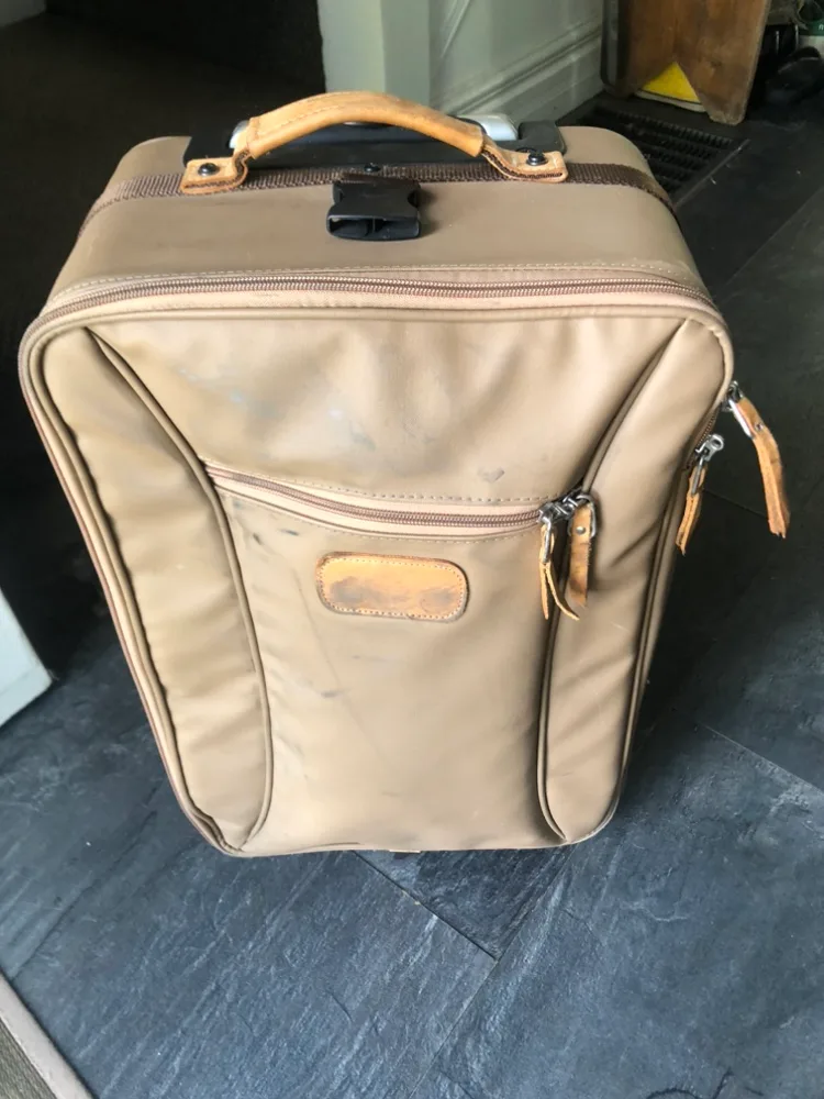 Jon Hart Design Luggage image indicator(4)