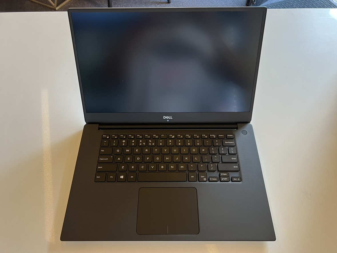 Dell XPS 15 9570 I7 CPU Nvidia 1050 Ti