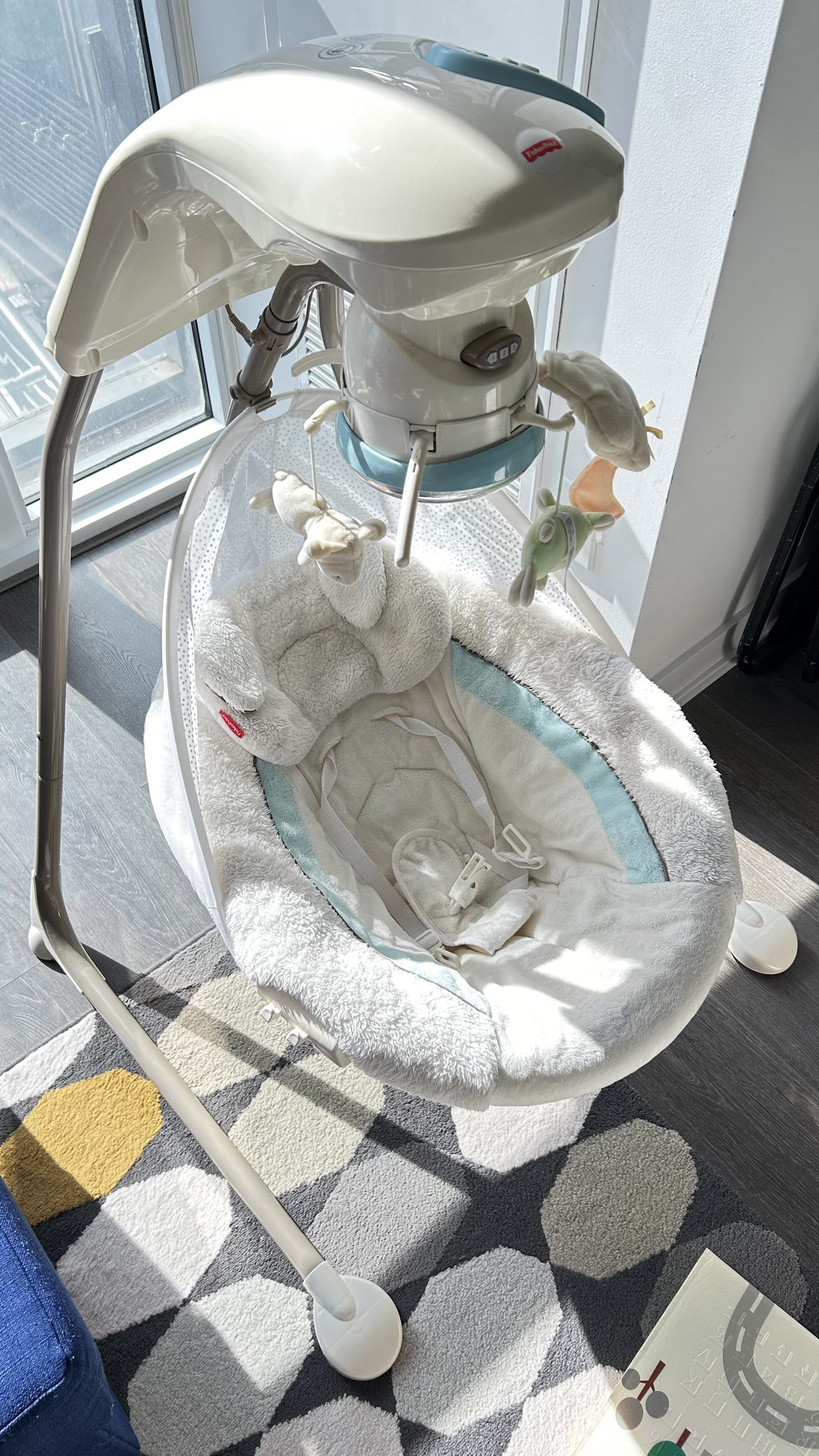 Baby swing