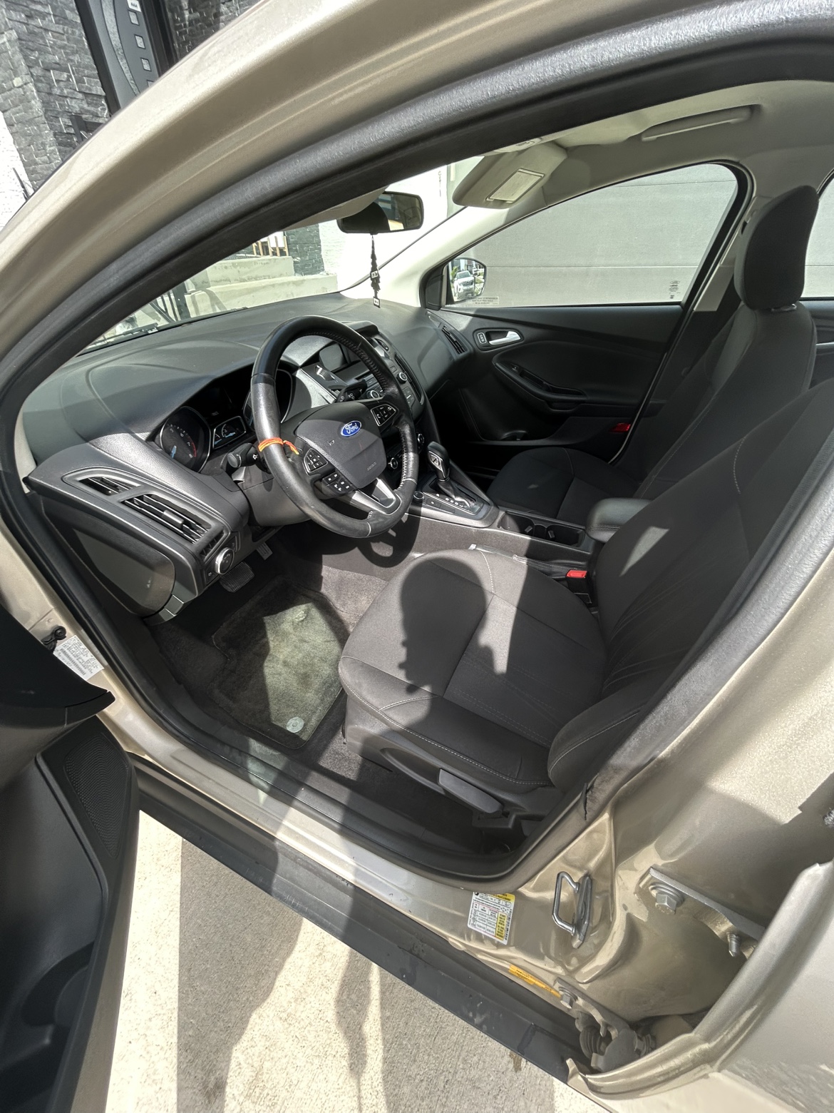 2017 Ford Focus Sedan - photo 4