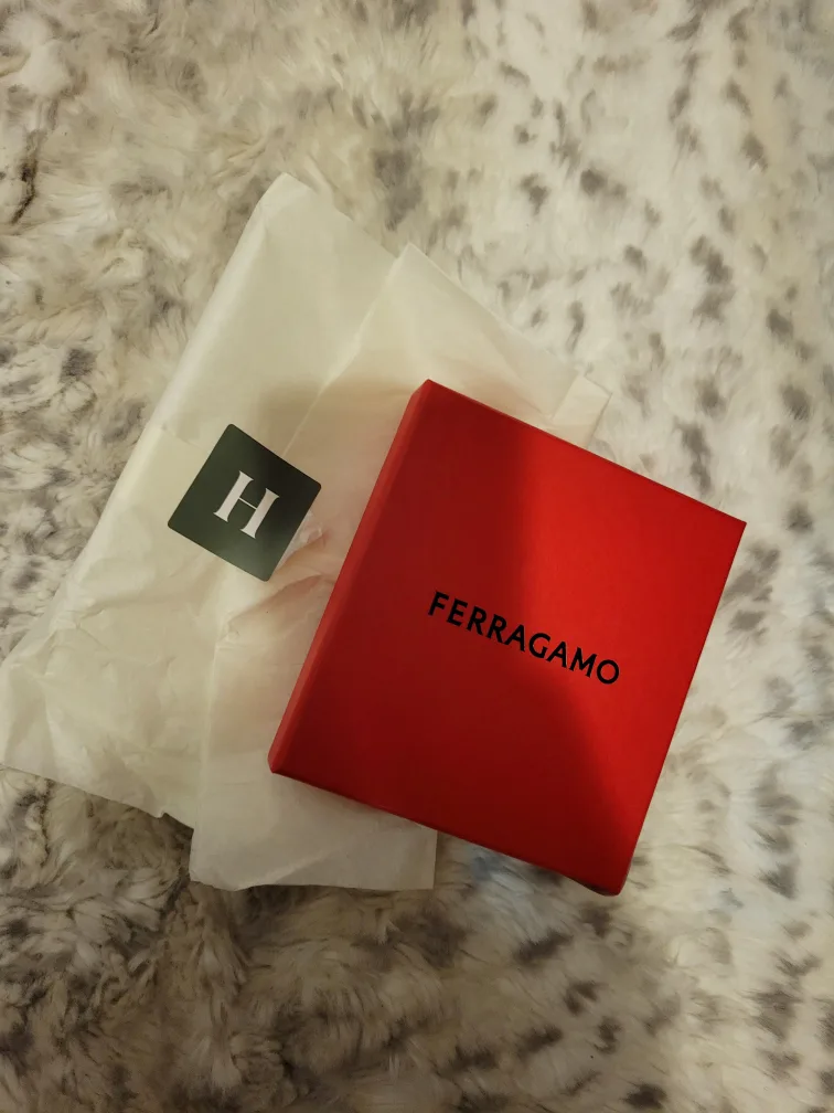 Salvatore Ferragamo Leather Wallet - Authentic Brand New thumbnail