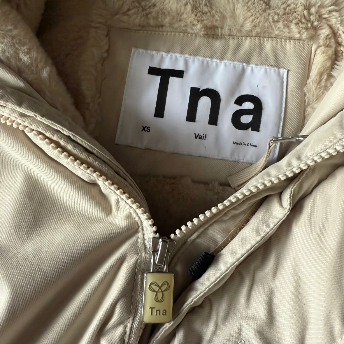 Tna Down Parka XS image indicator(3)