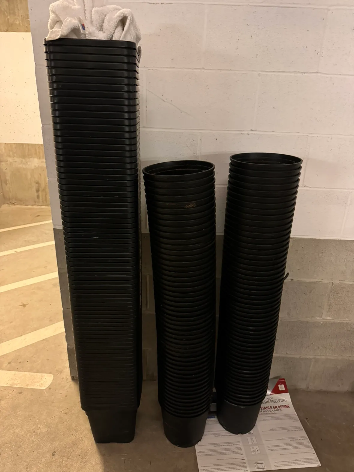 Black Plastic Plant Pots thumbnail