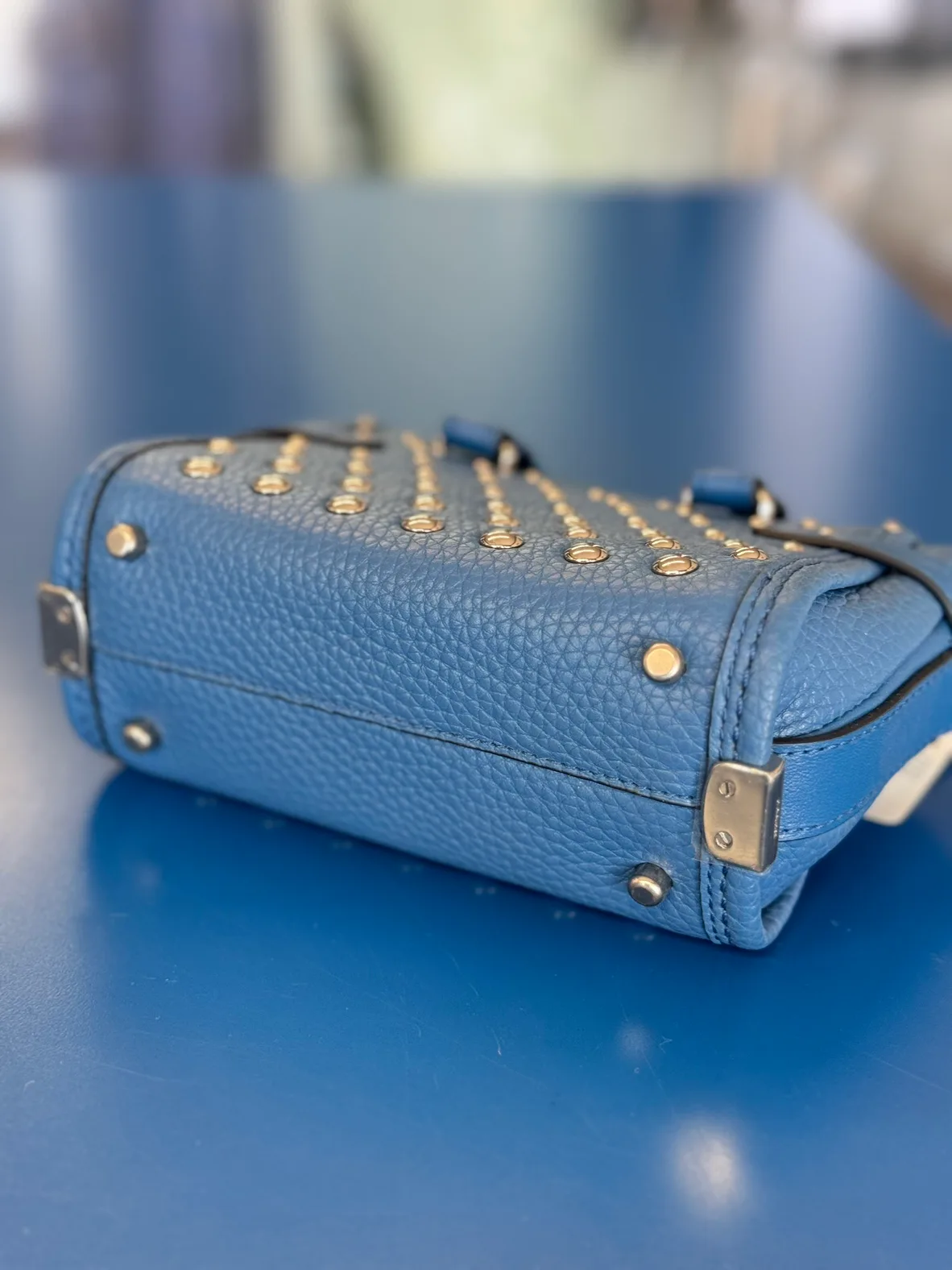 Coach Swagger 15 Studs Bag image indicator(2)