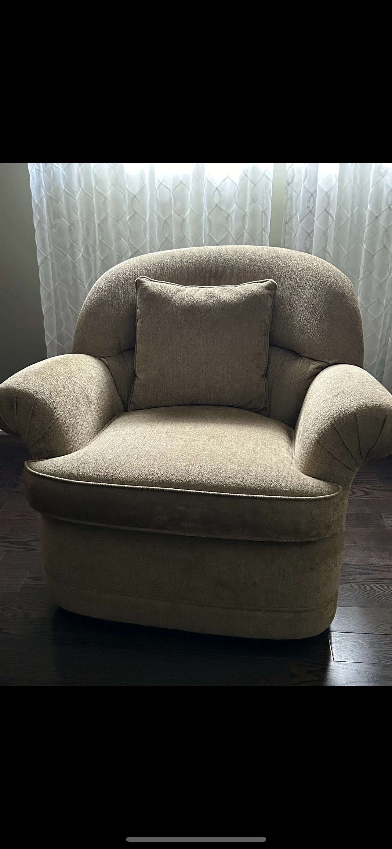 Beige Swivel Armchair custom made in Vaughan thumbnail